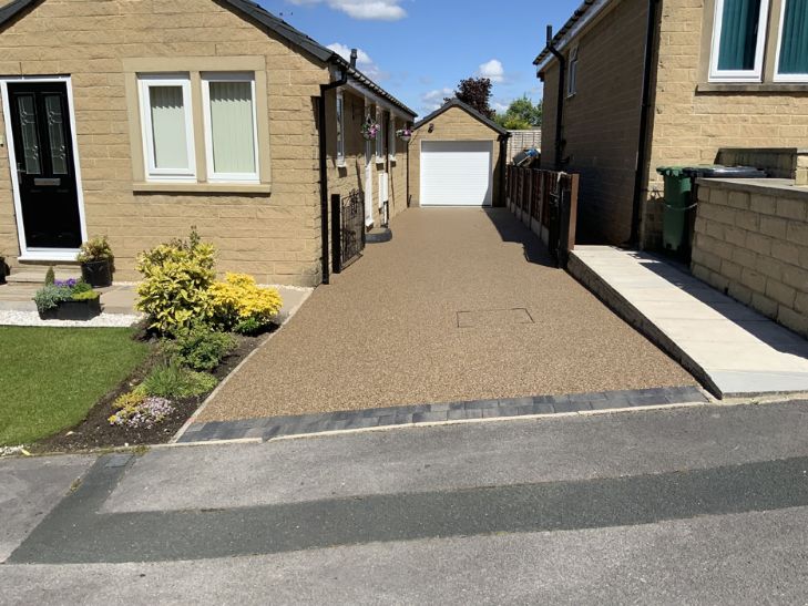 After image of new Brittney Pearl resin driveway WF15